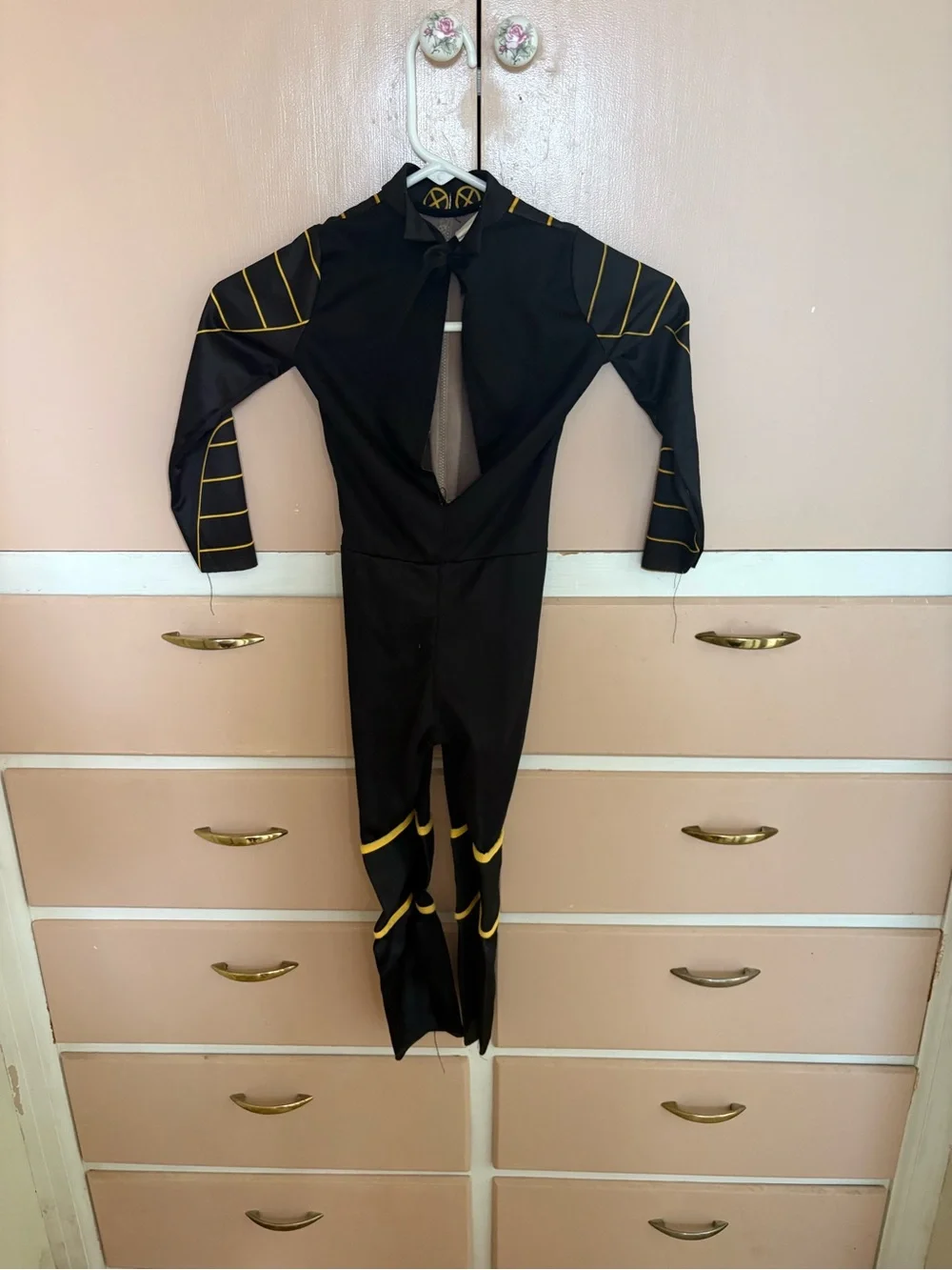 Marvel Black and Gold X-Men Style Hero Costume - Picture 3 of 7